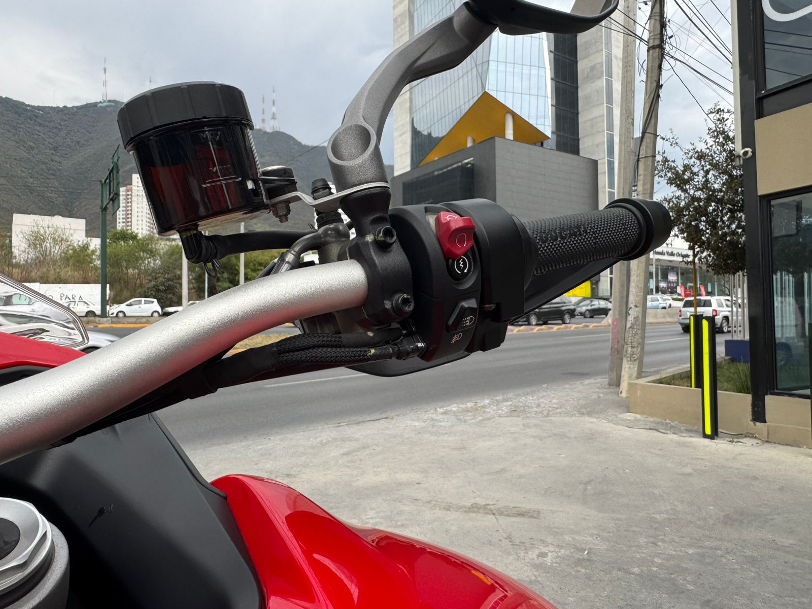 Ducati Multistrada V4 S